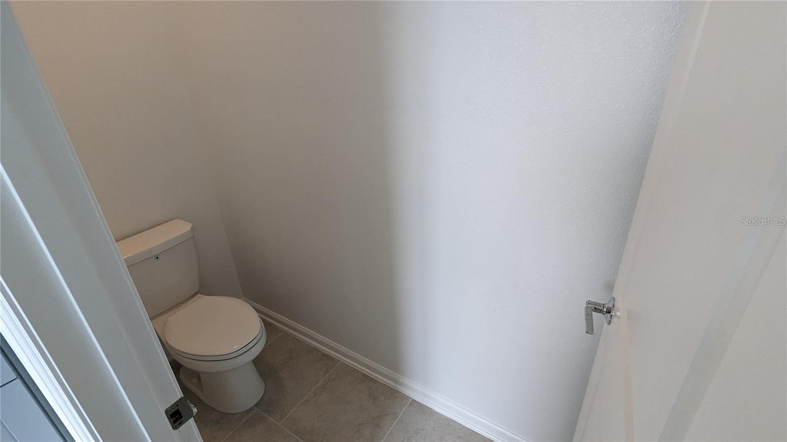 LAKE WILSON RESERVE 22 TH - Residential Lease