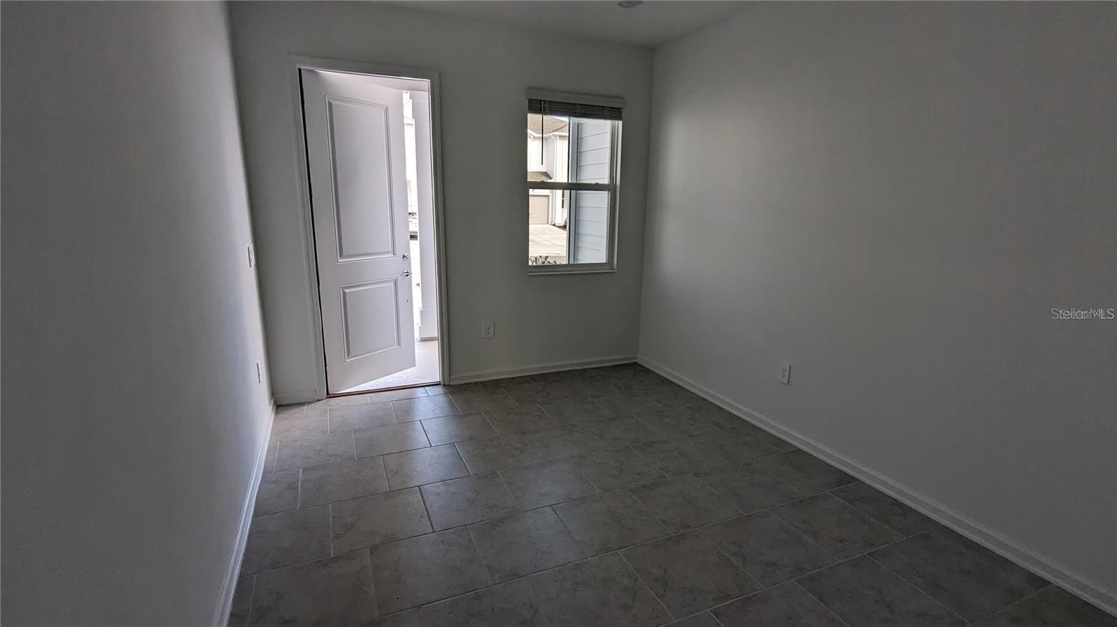 LAKE WILSON RESERVE 22 TH - Residential Lease