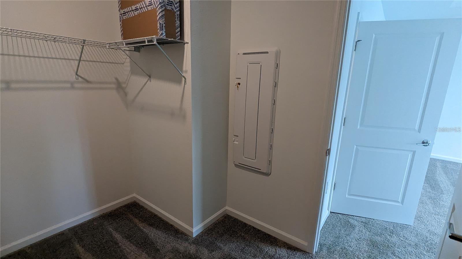 LAKE WILSON RESERVE 22 TH - Residential Lease