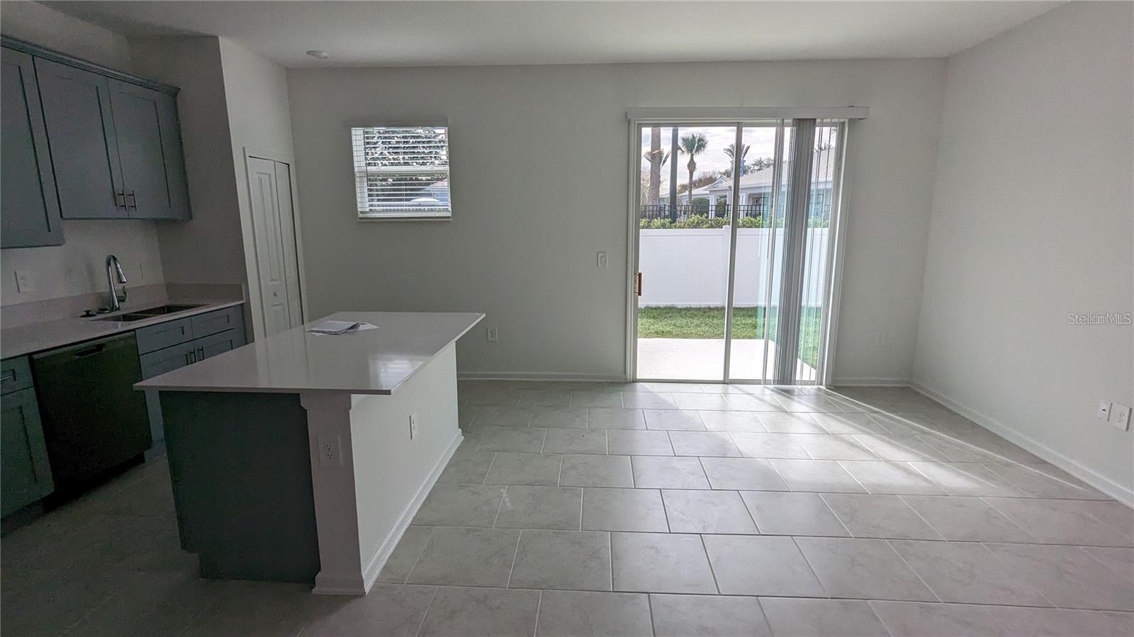 LAKE WILSON RESERVE 22 TH - Residential Lease