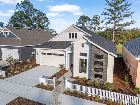 A home in NEWBERRY