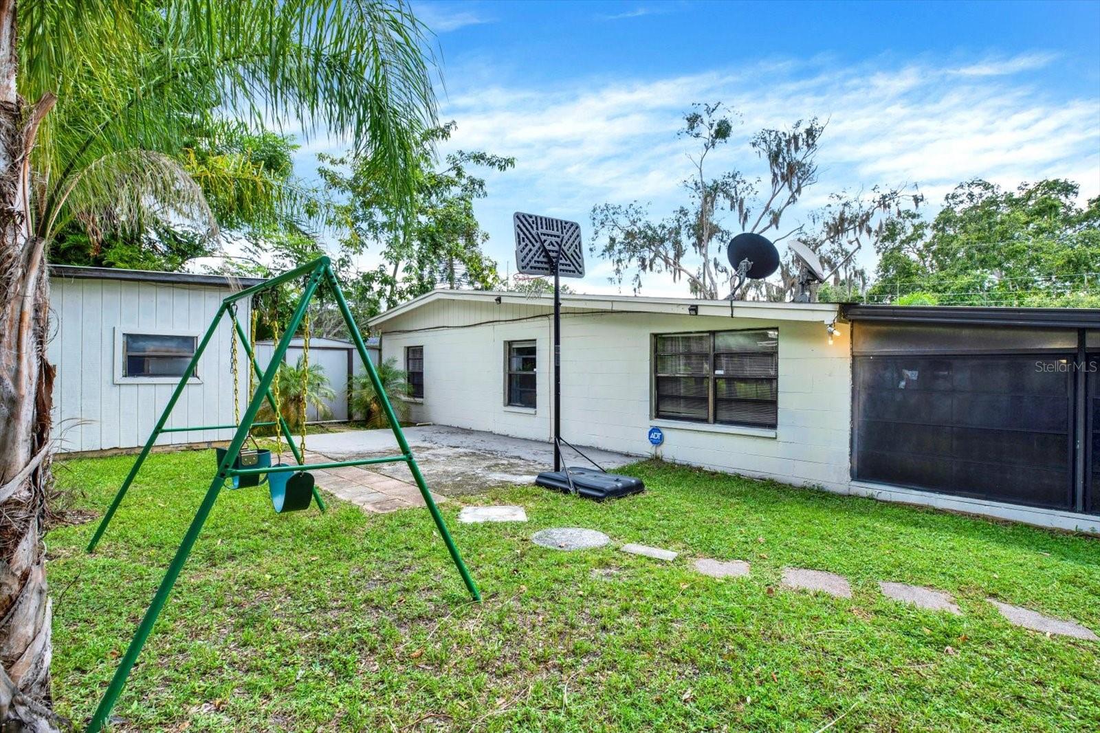 Photo 19 of 23 of 6603 ORANGEWOOD TERRACE house