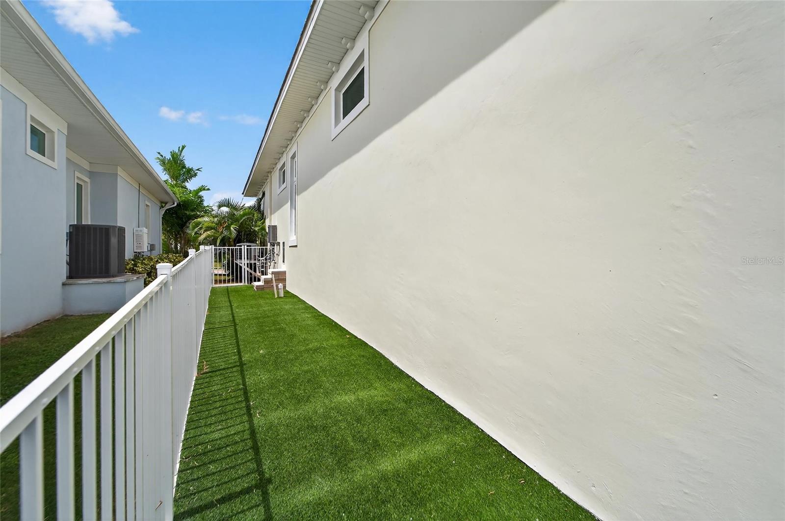 MIRABAY PH 2A-3 - Residential