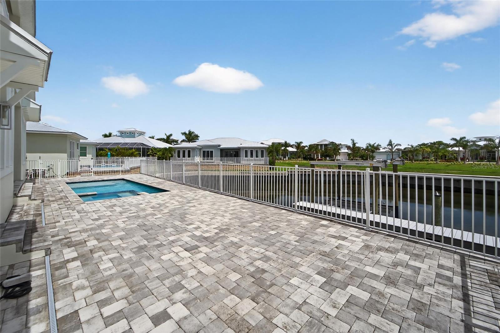 MIRABAY PH 2A-3 - Residential