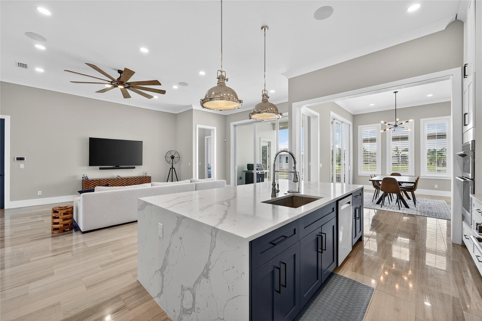 MIRABAY PH 2A-3 - Residential