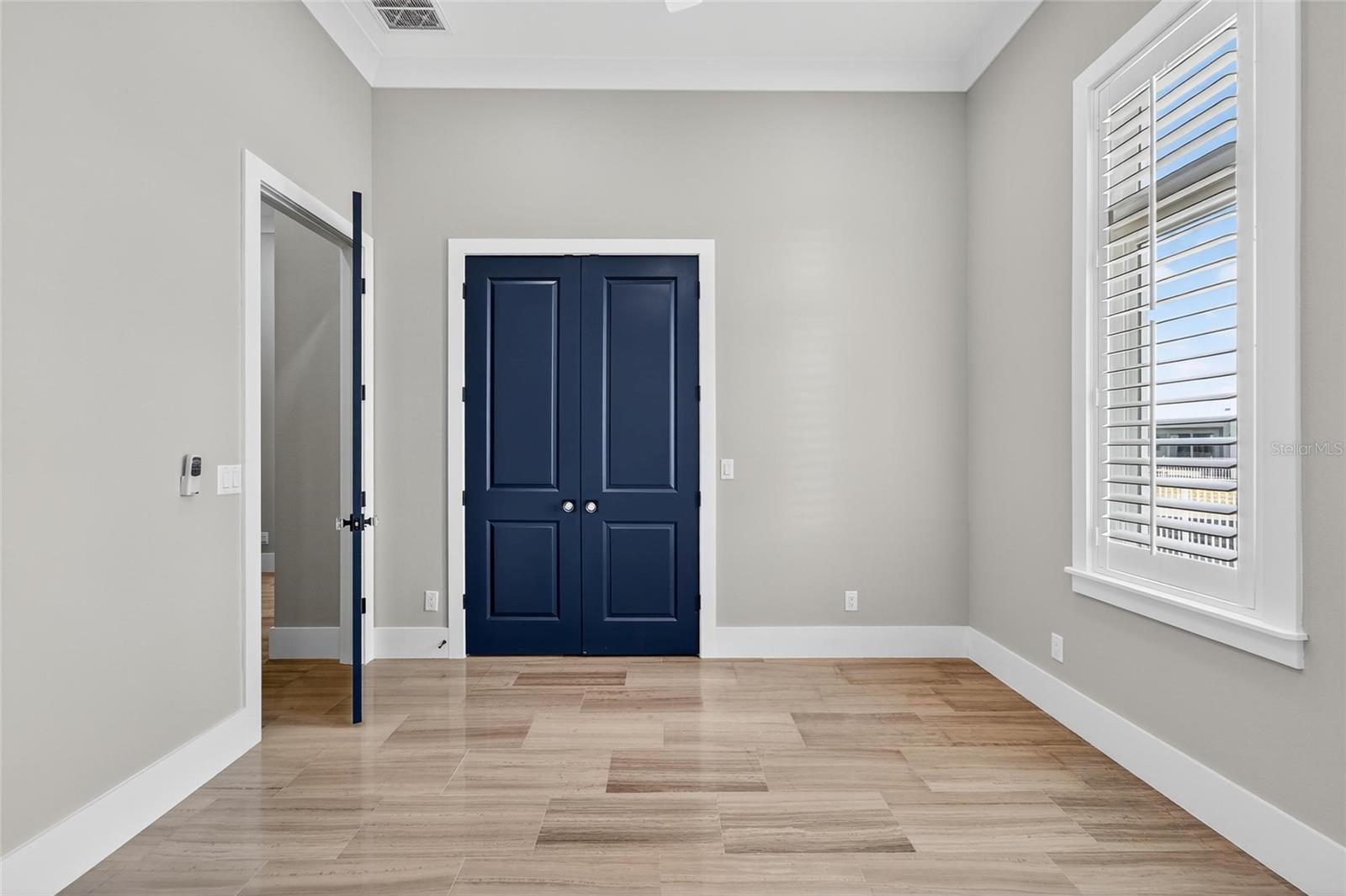 MIRABAY PH 2A-3 - Residential