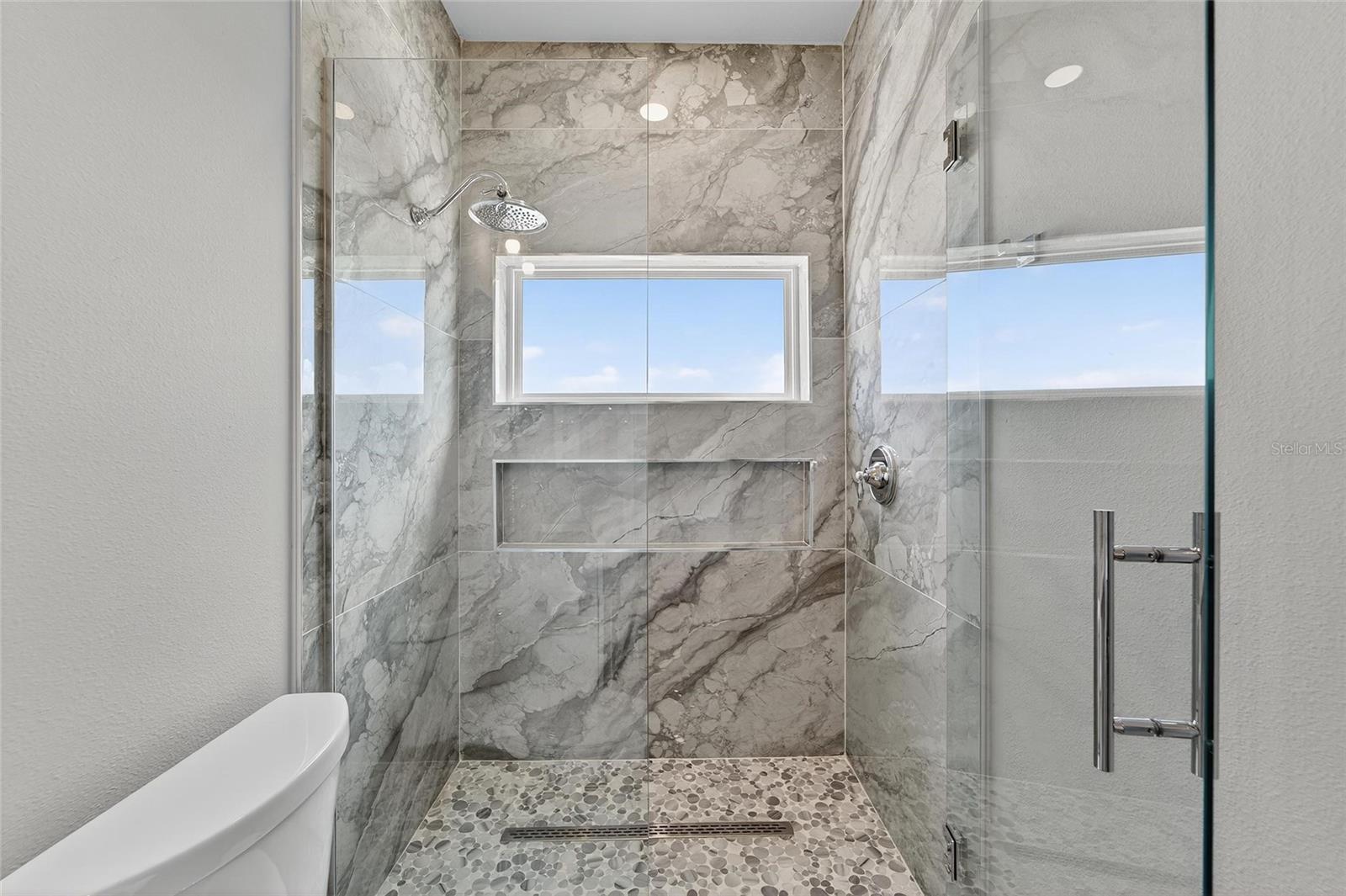 MIRABAY PH 2A-3 - Residential