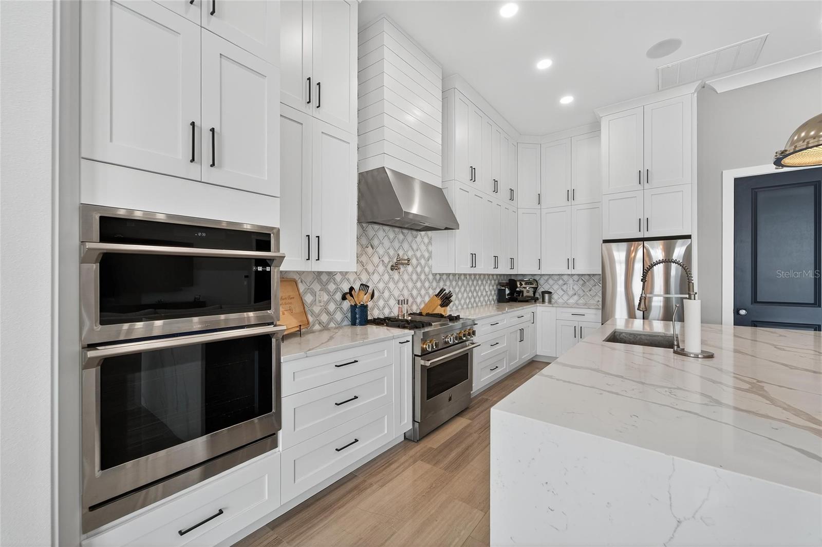 MIRABAY PH 2A-3 - Residential