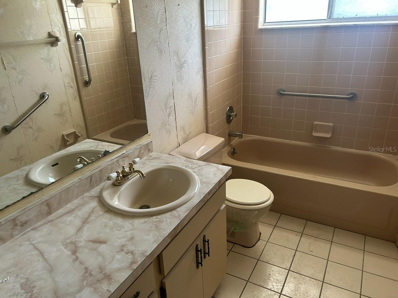 DELTONA LAKES UNIT 32 - Residential