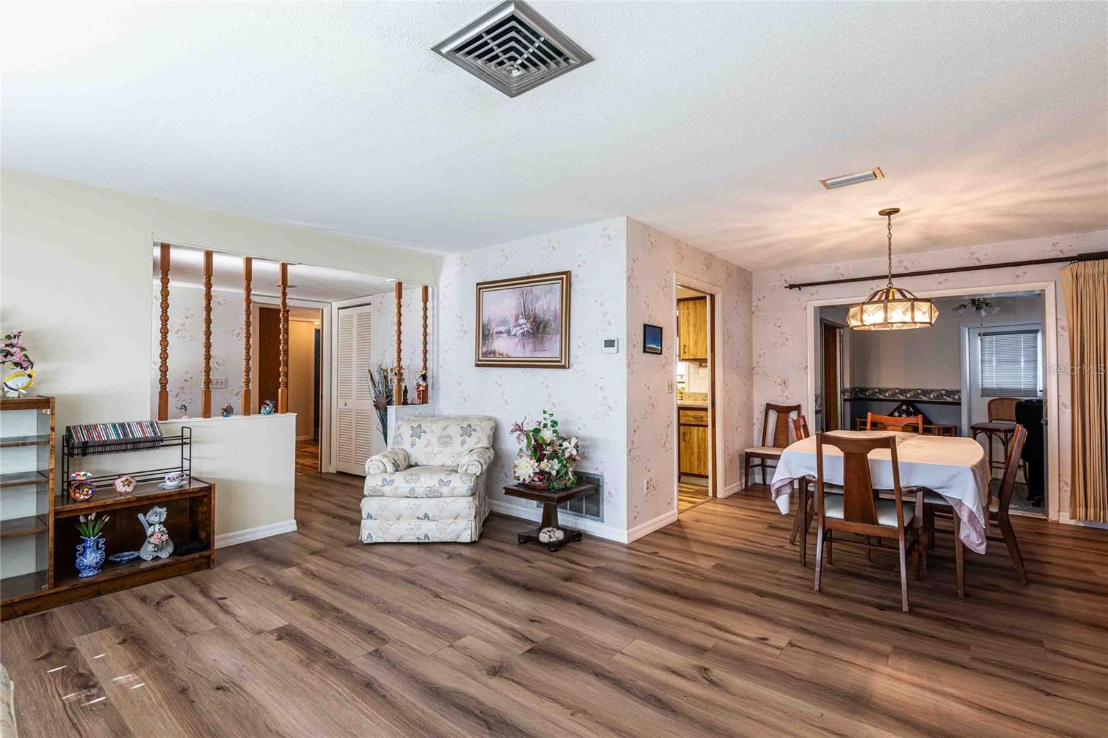 FOREST WOOD ESTATES - Residential