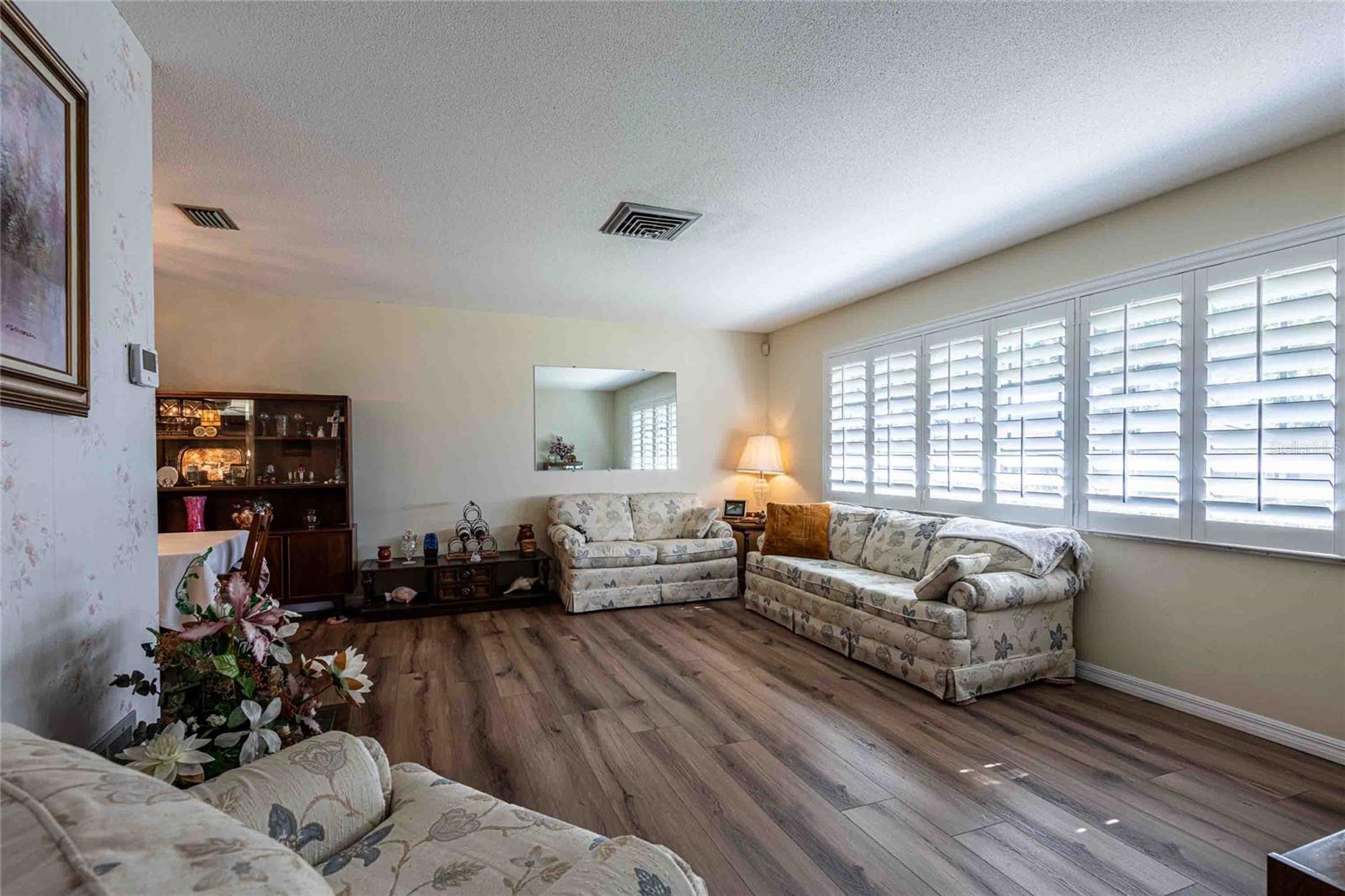 FOREST WOOD ESTATES - Residential