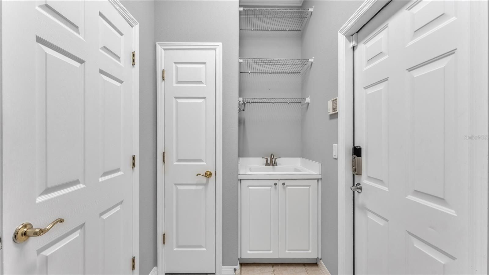 HAMILTON PLACE - Residential