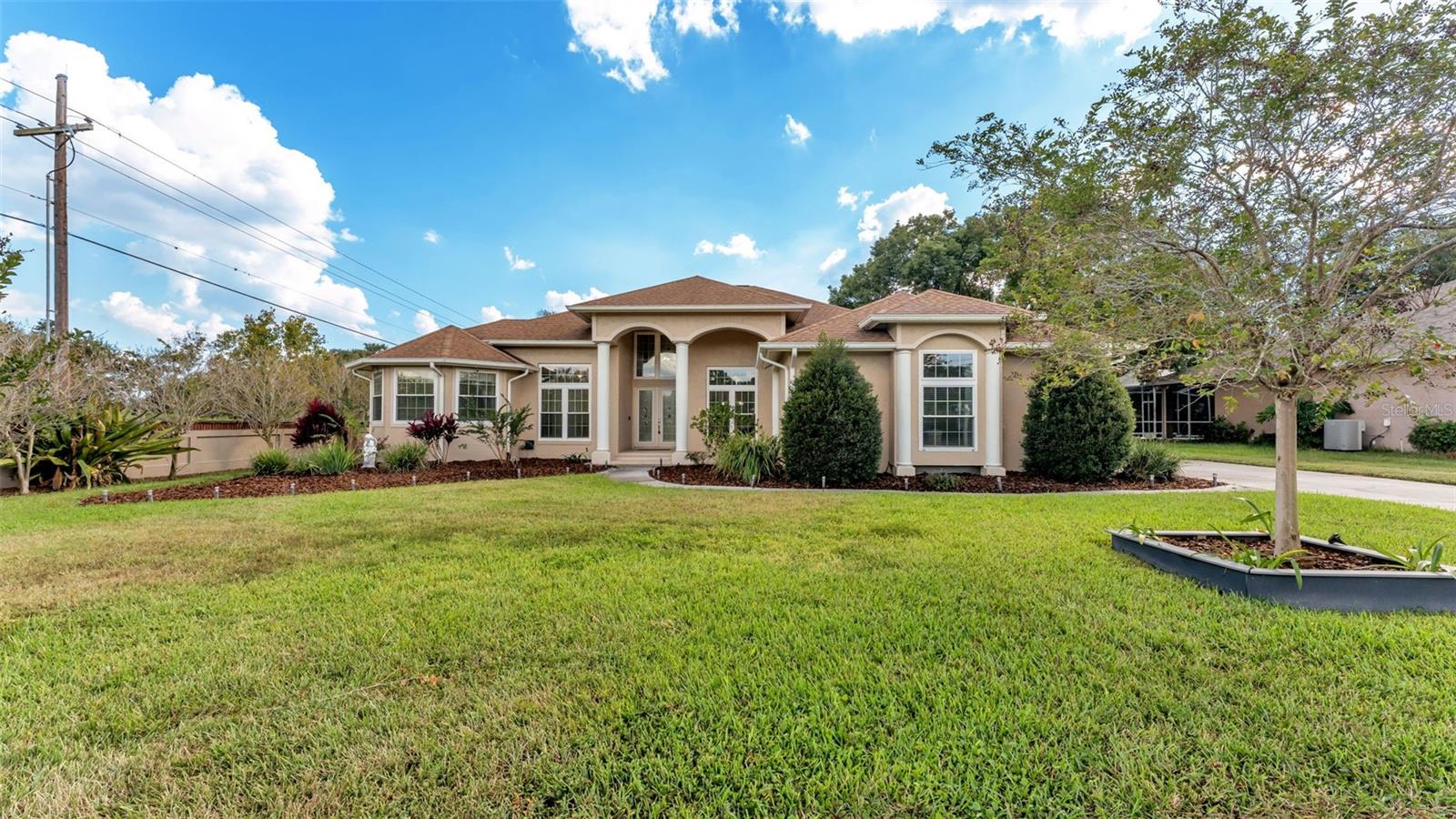 HAMILTON PLACE - Residential