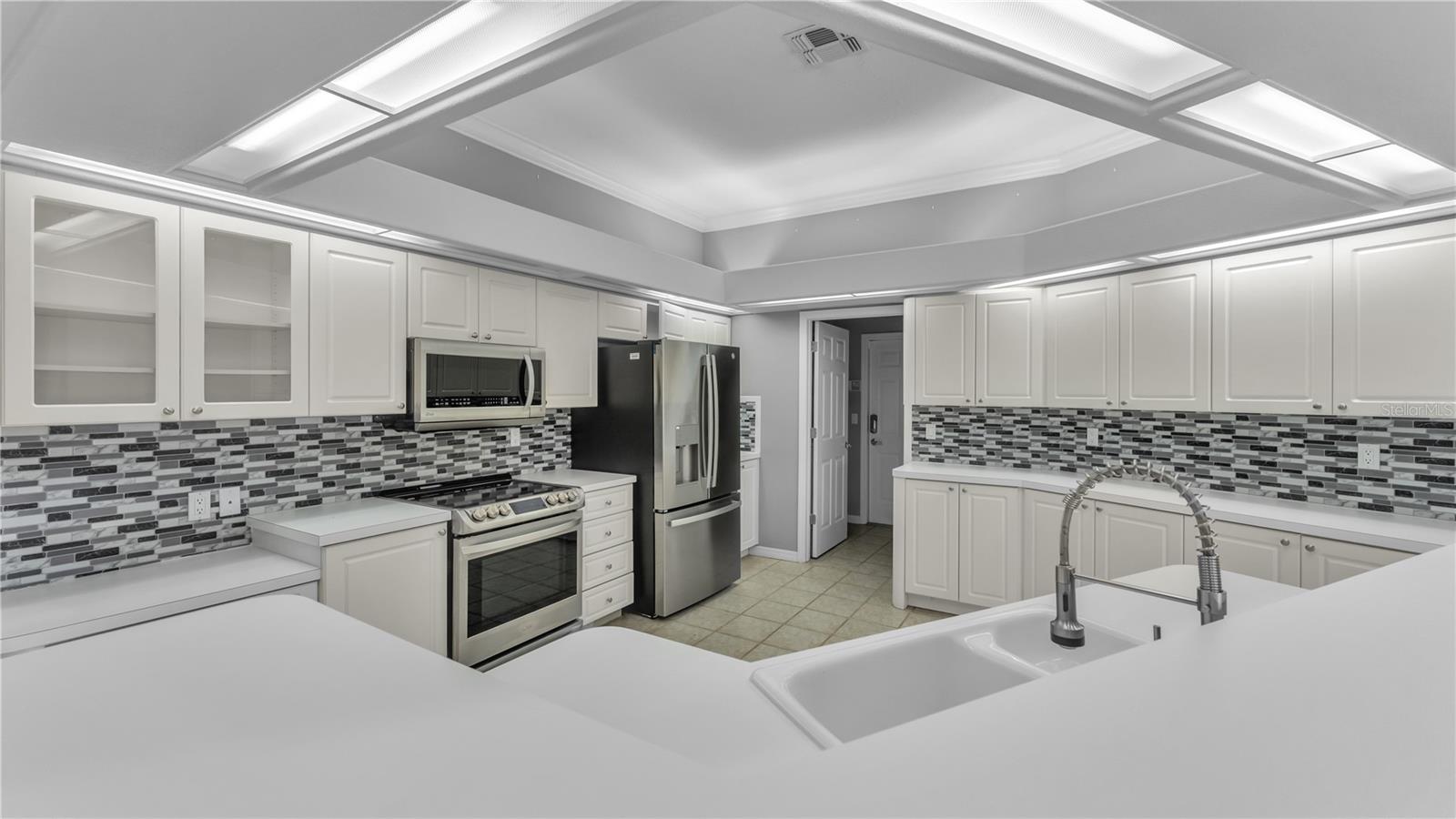 HAMILTON PLACE - Residential