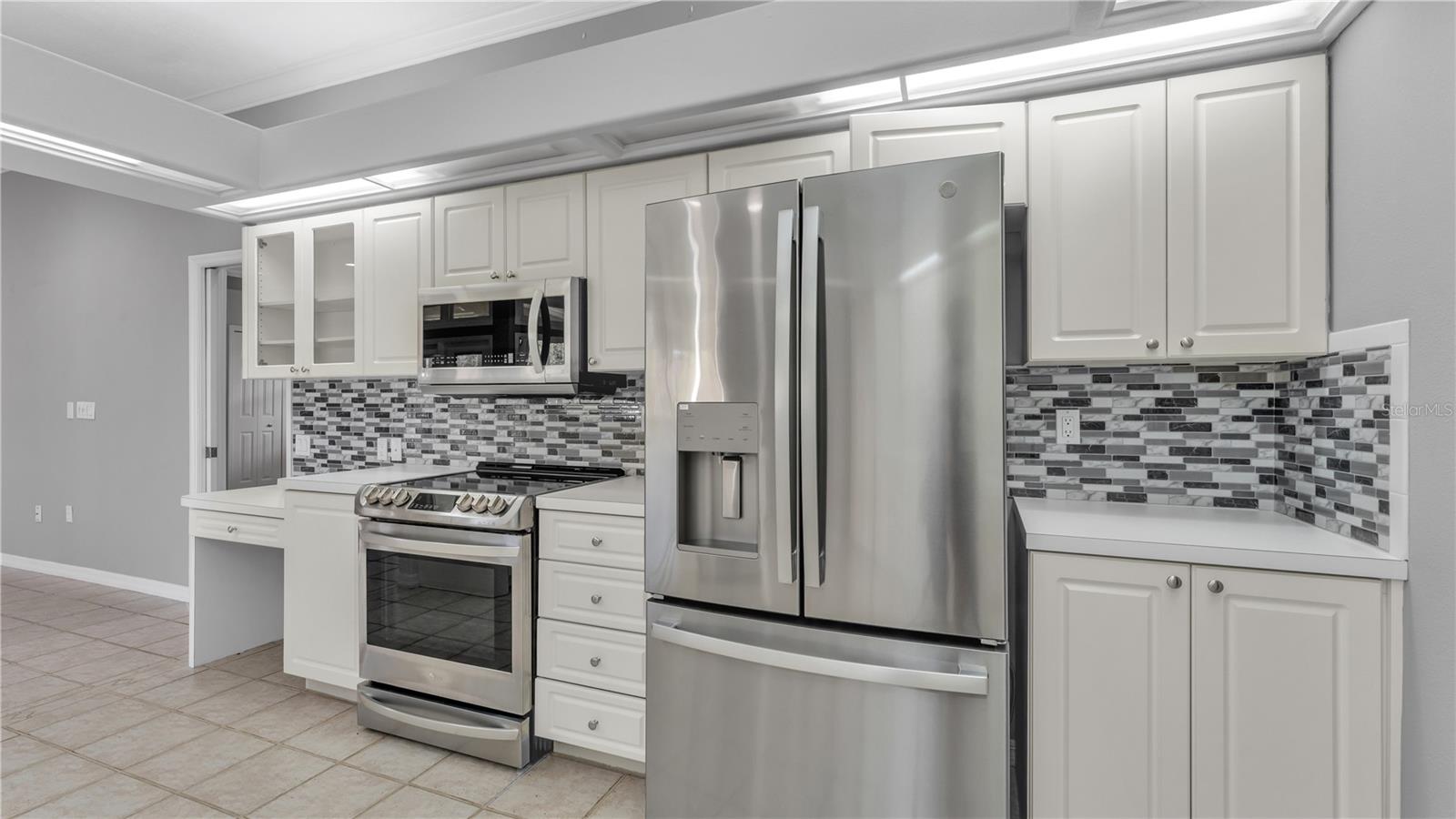 HAMILTON PLACE - Residential