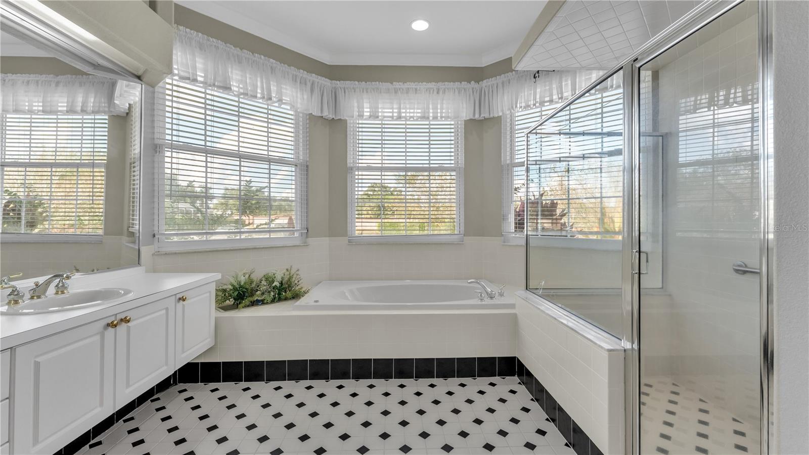 HAMILTON PLACE - Residential