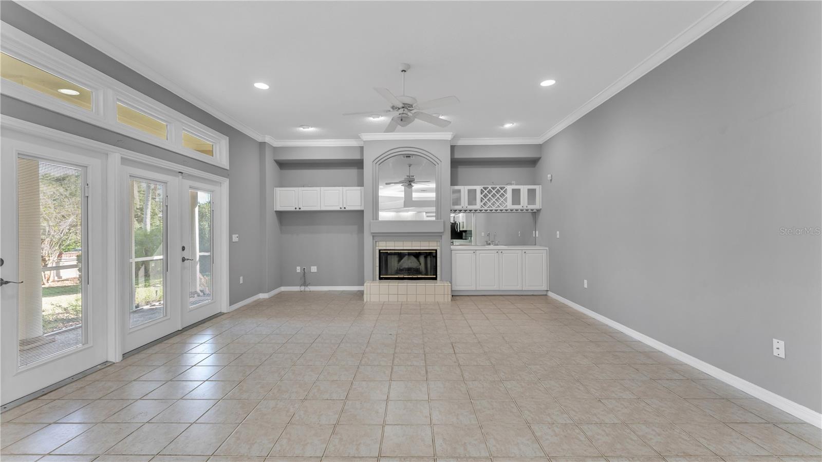 HAMILTON PLACE - Residential