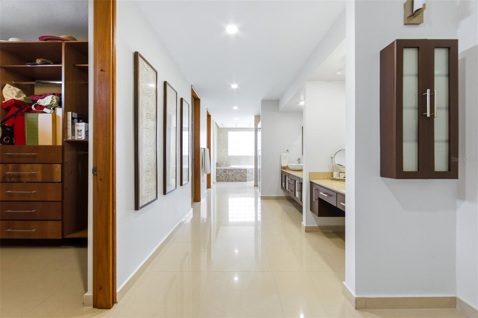 LAS FLORES DE MONTEHIDRA - Residential