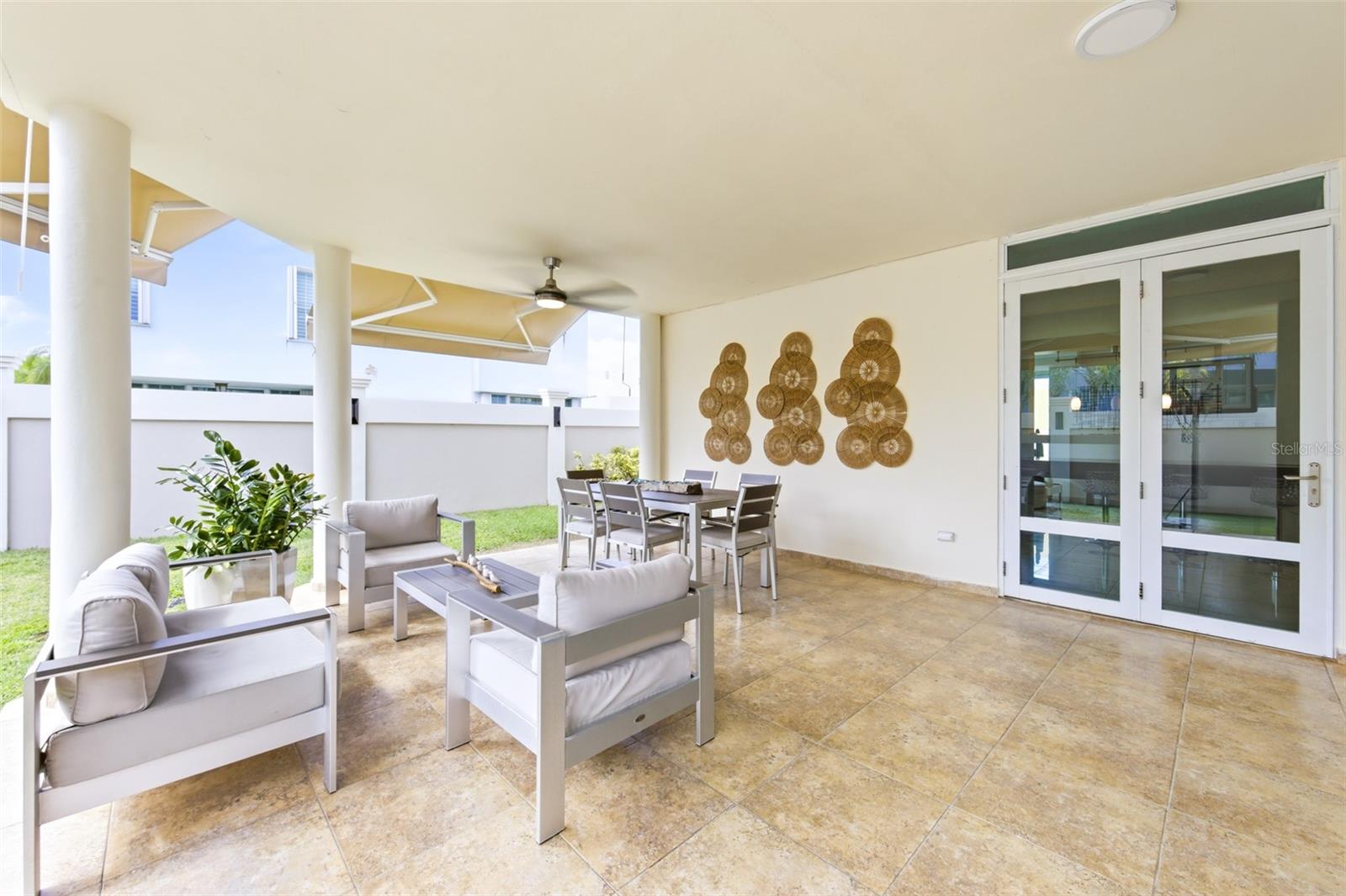 LAS FLORES DE MONTEHIDRA - Residential