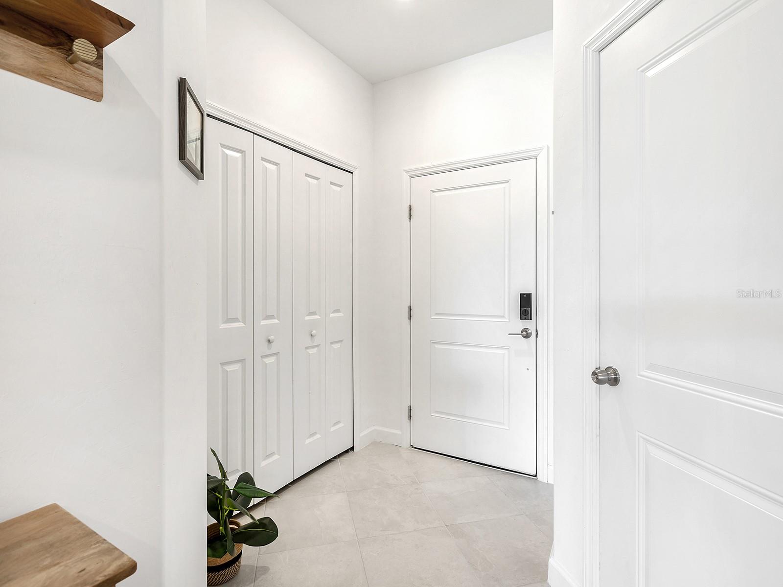 LORRAINE LAKES - Residential