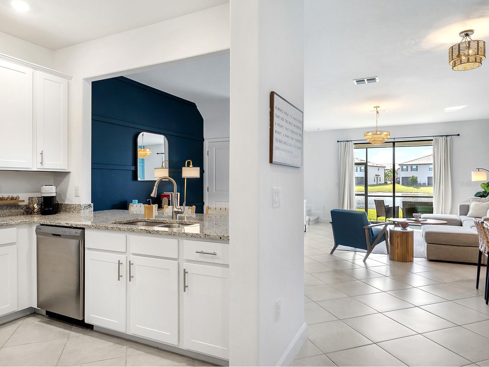 LORRAINE LAKES - Residential