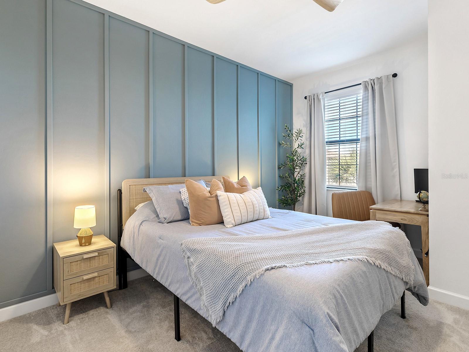 LORRAINE LAKES - Residential