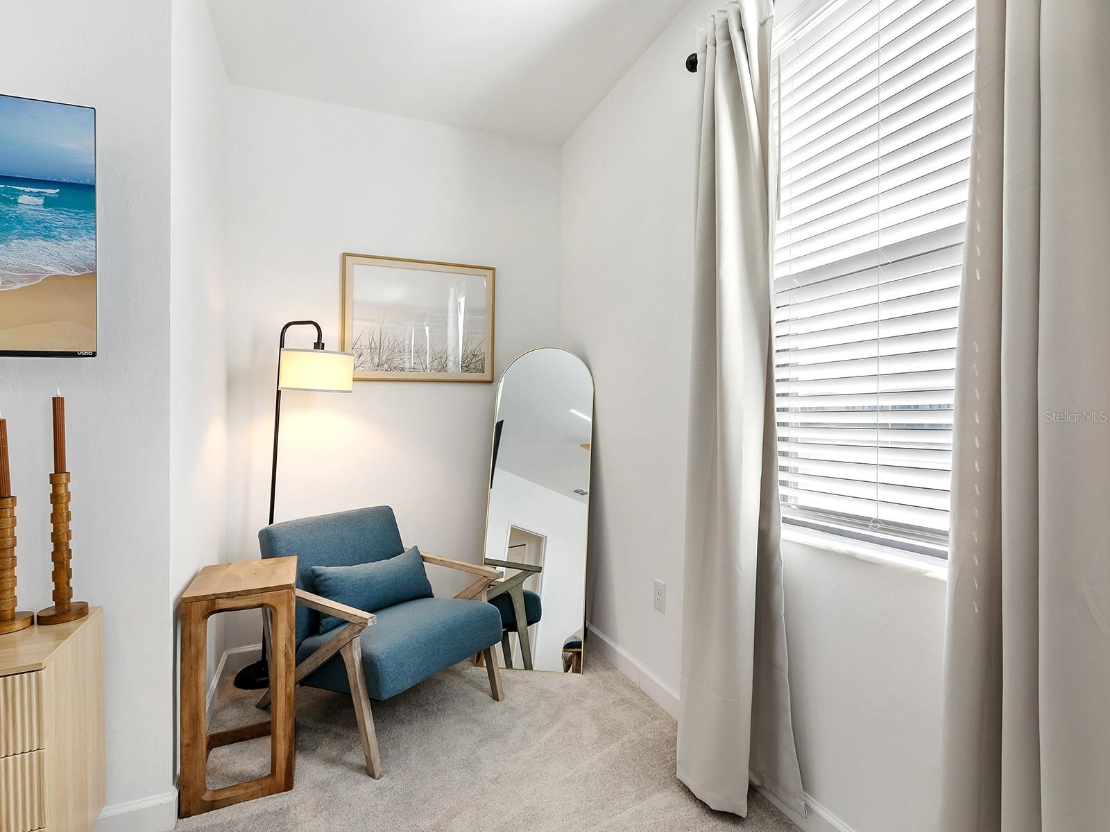 LORRAINE LAKES - Residential