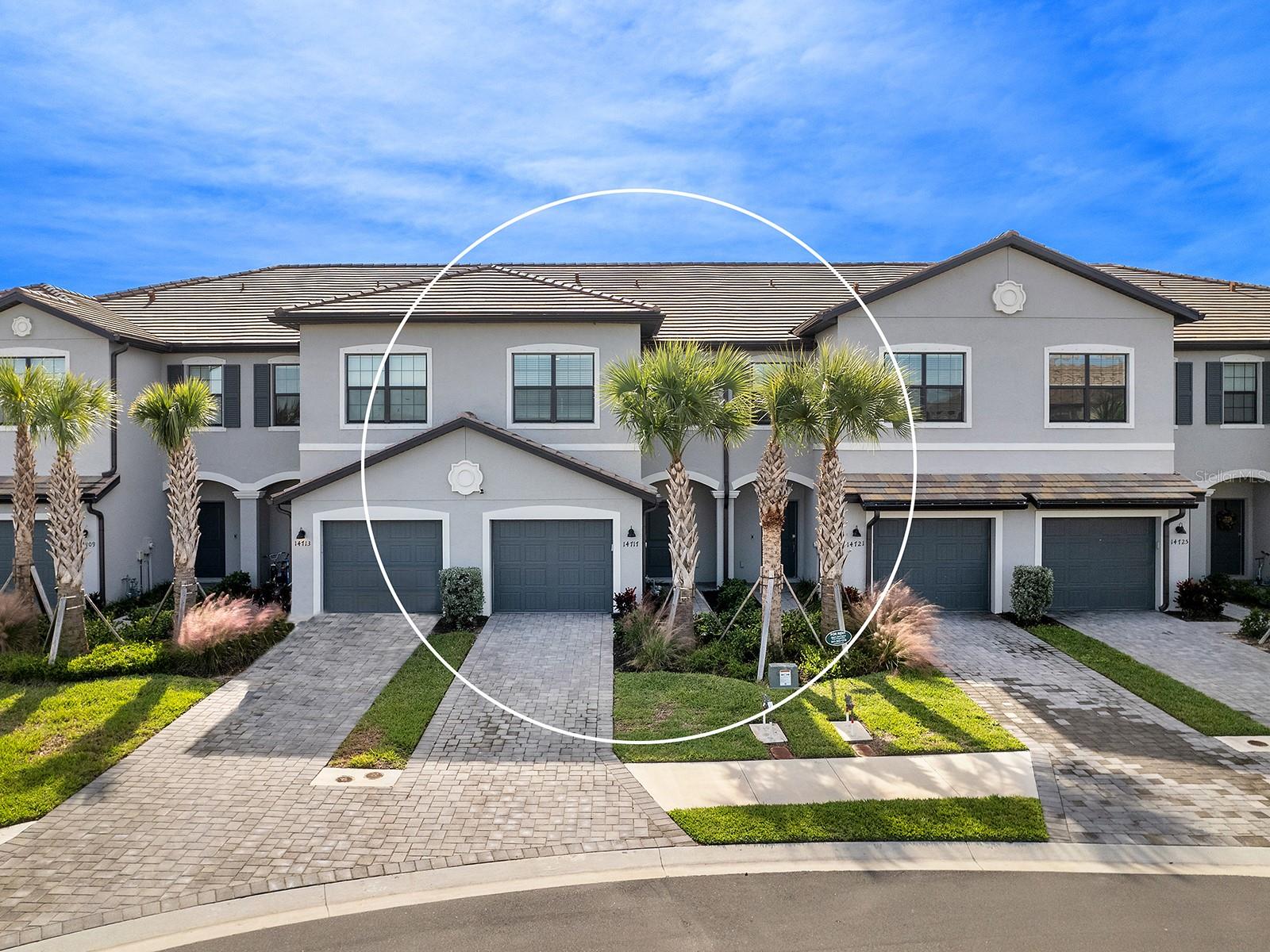 LORRAINE LAKES - Residential