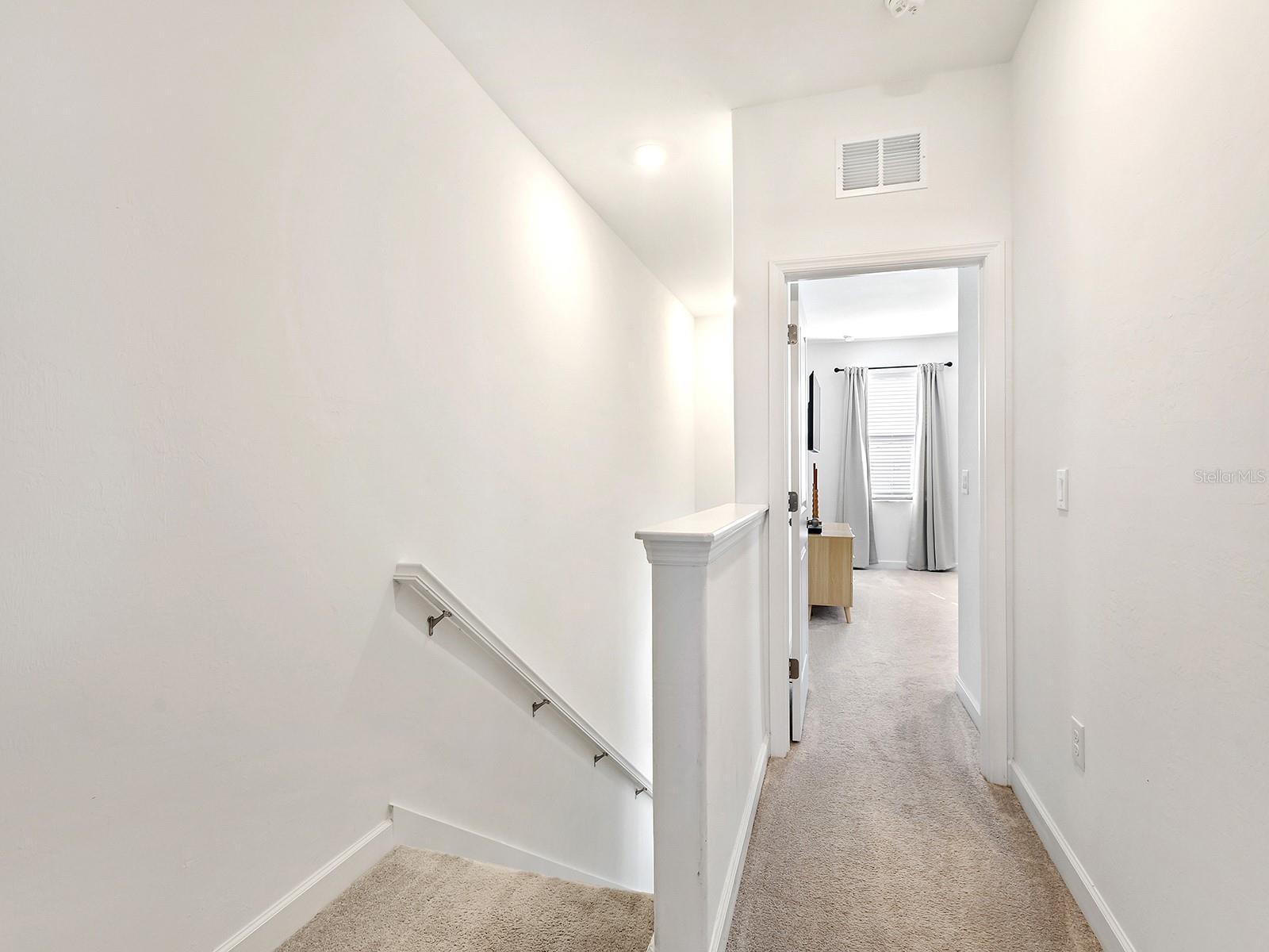 LORRAINE LAKES - Residential