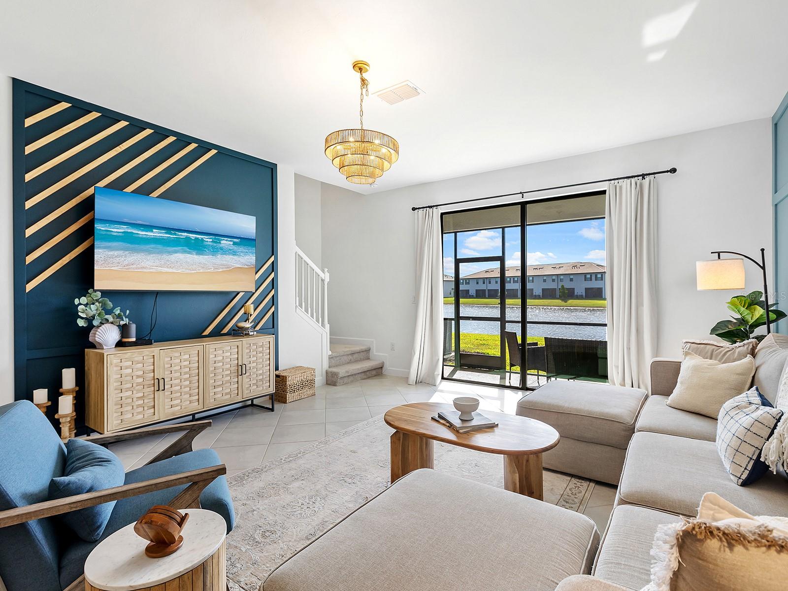 LORRAINE LAKES - Residential