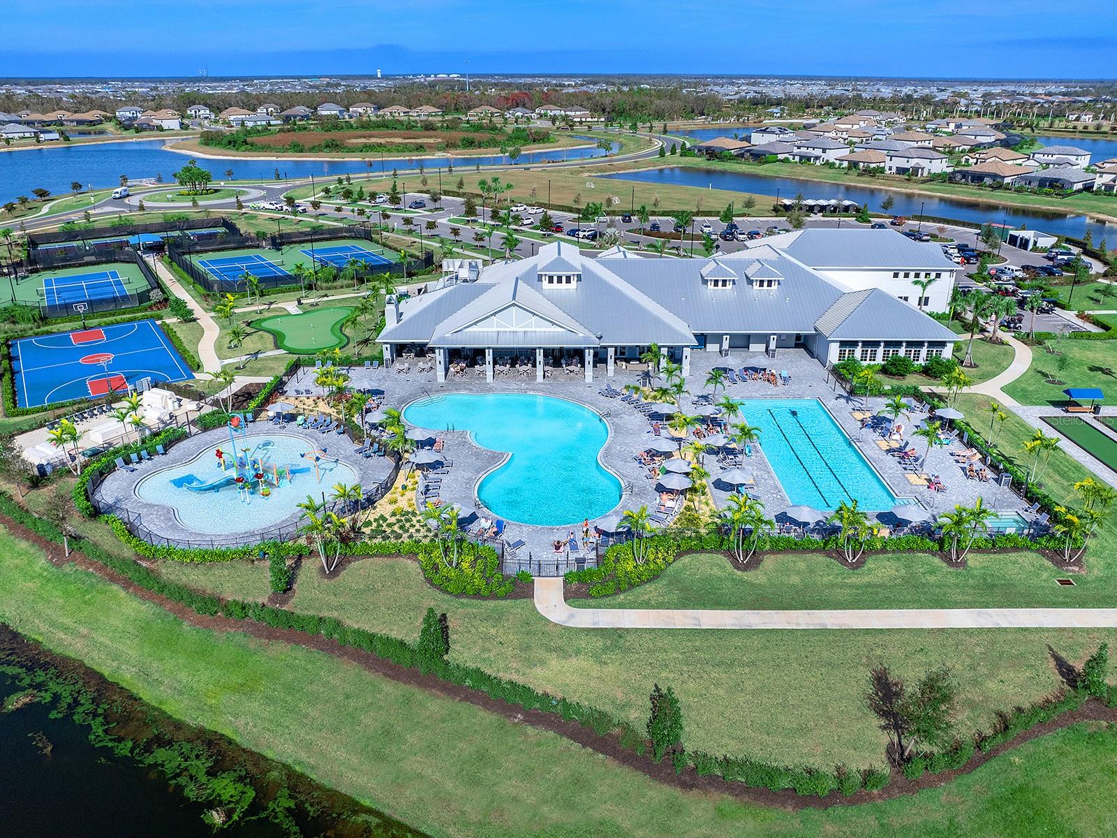 LORRAINE LAKES - Residential