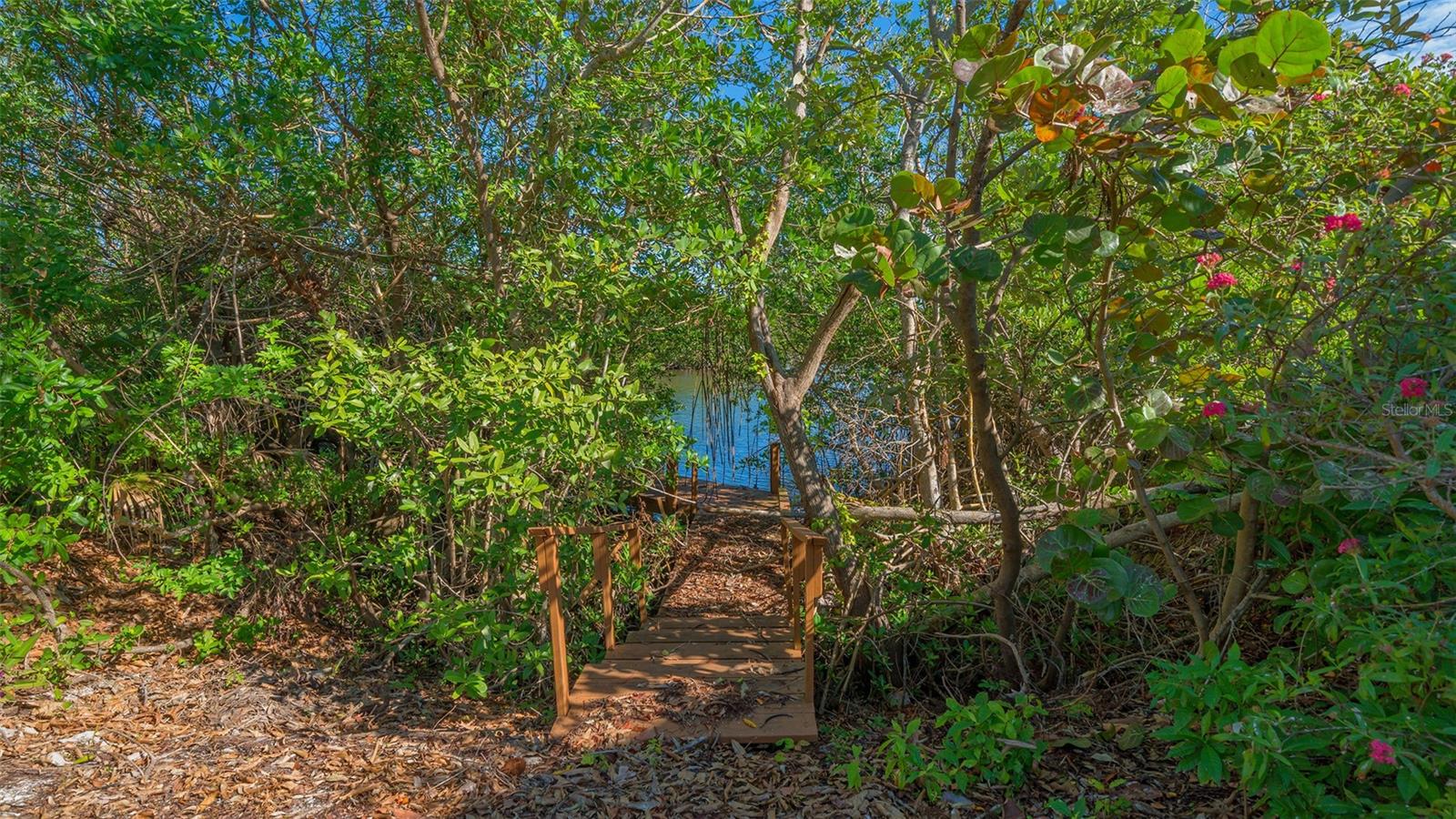 CASEY KEY - Residential