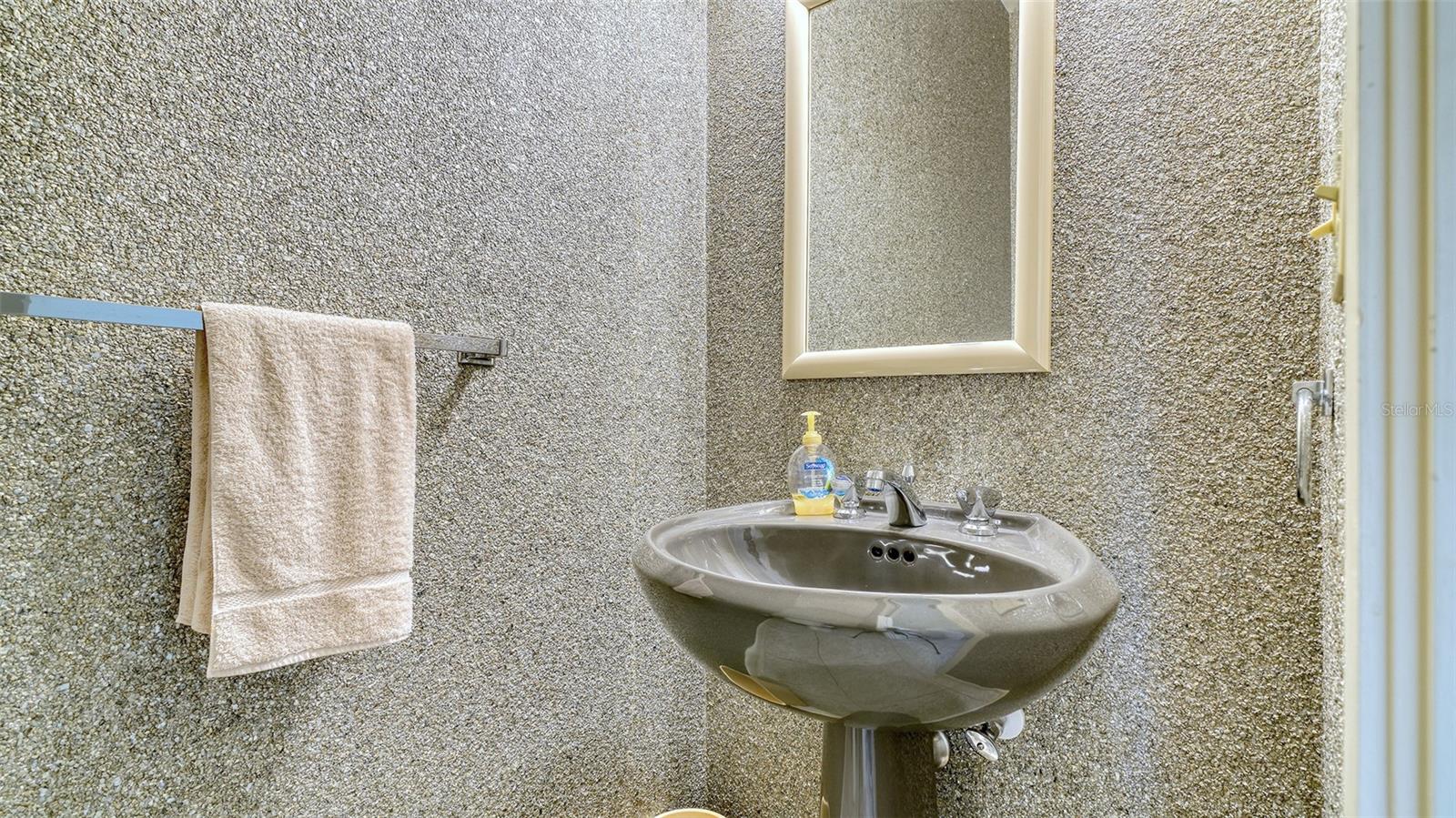 CASEY KEY - Residential