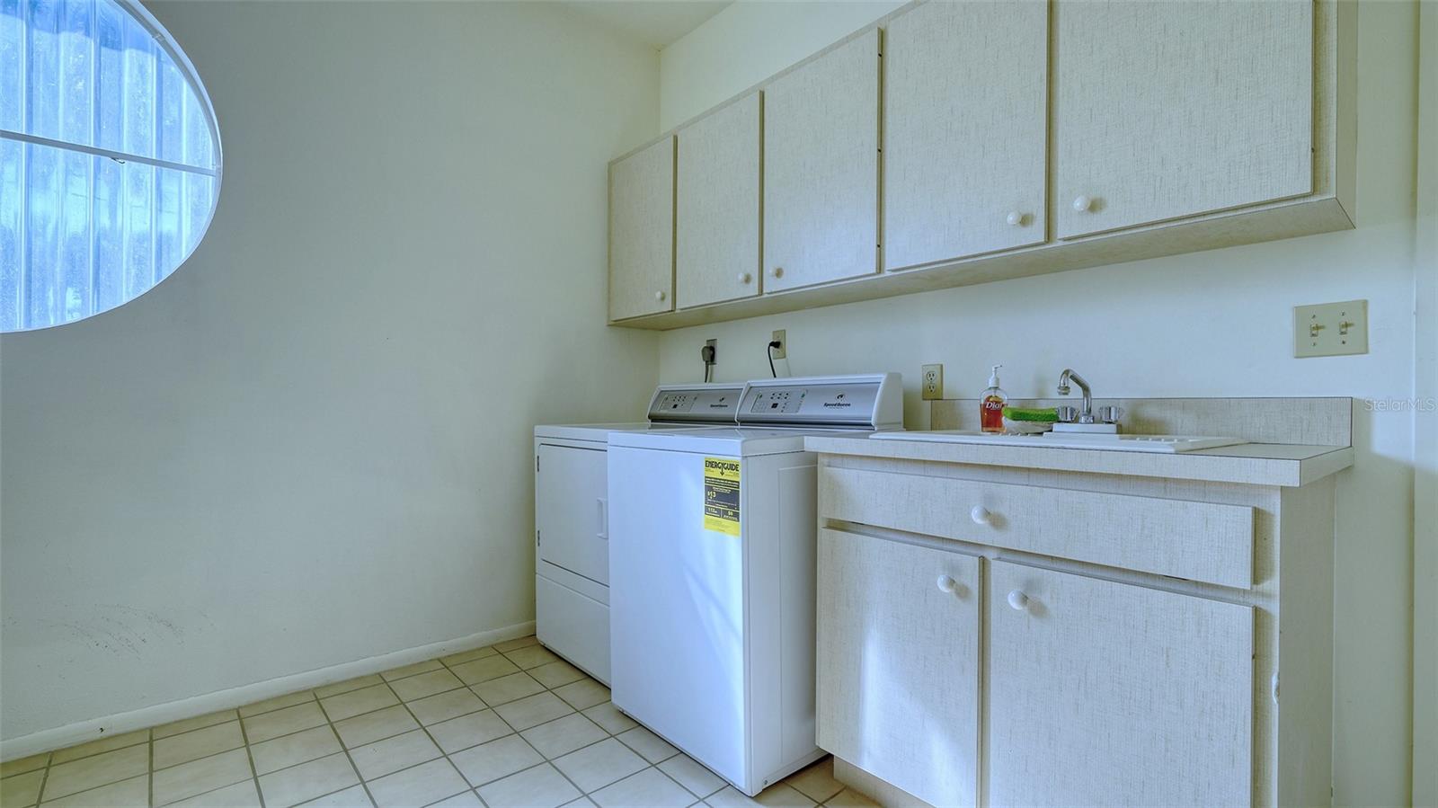 CASEY KEY - Residential