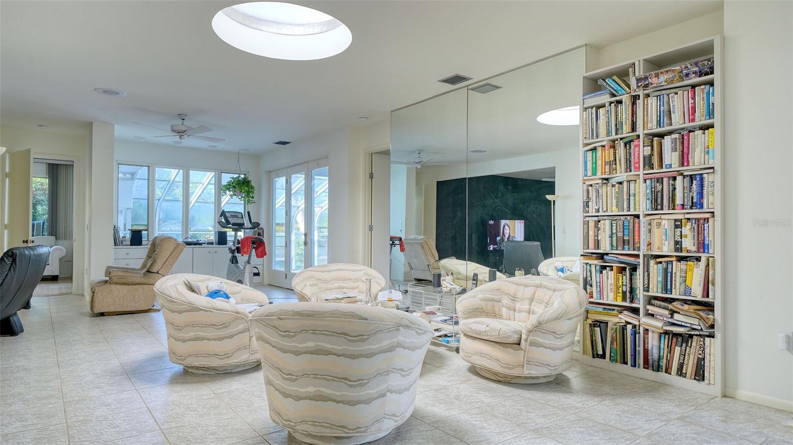 CASEY KEY - Residential