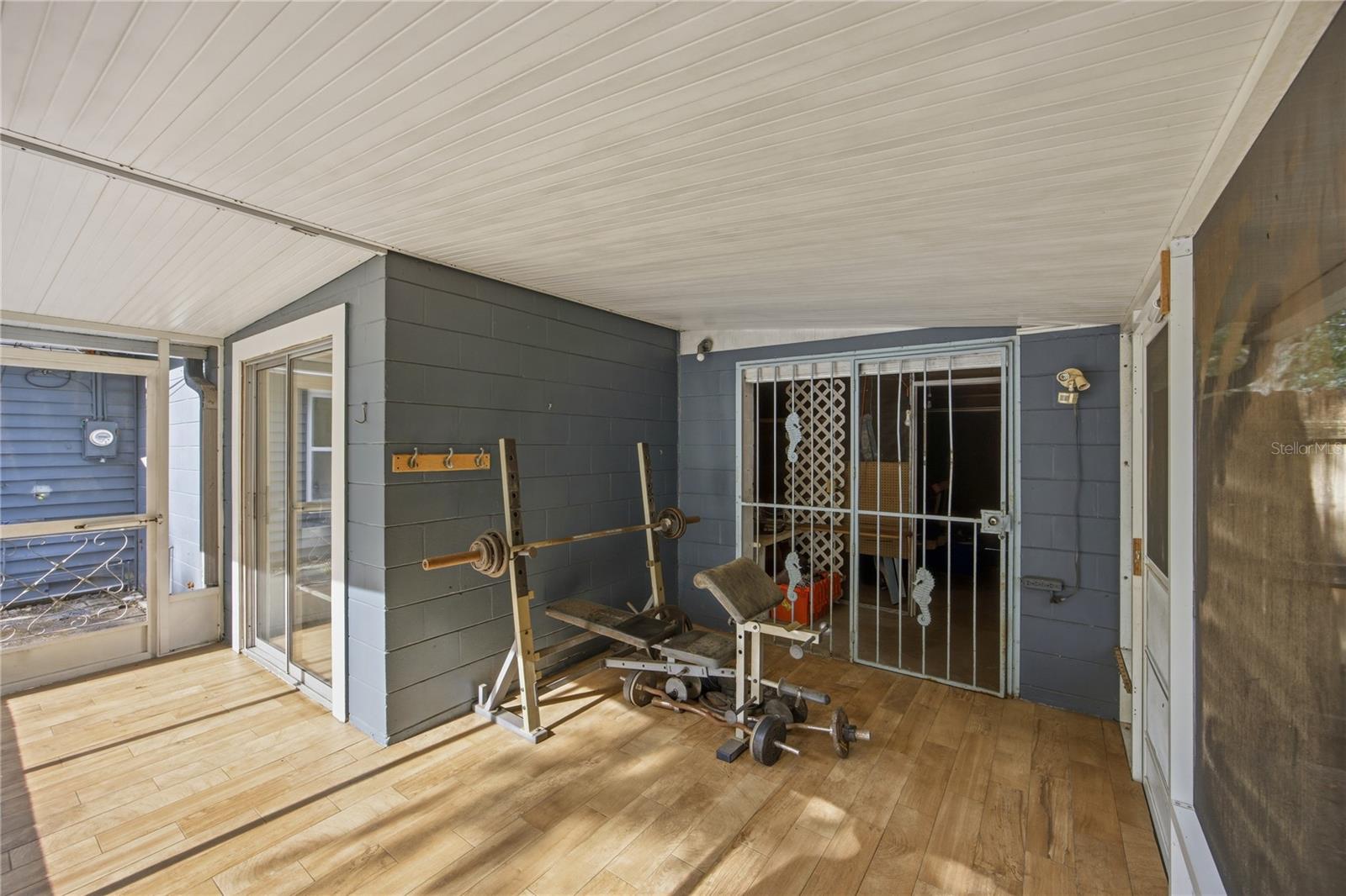 HIGHLAND COURT #7 - Residential