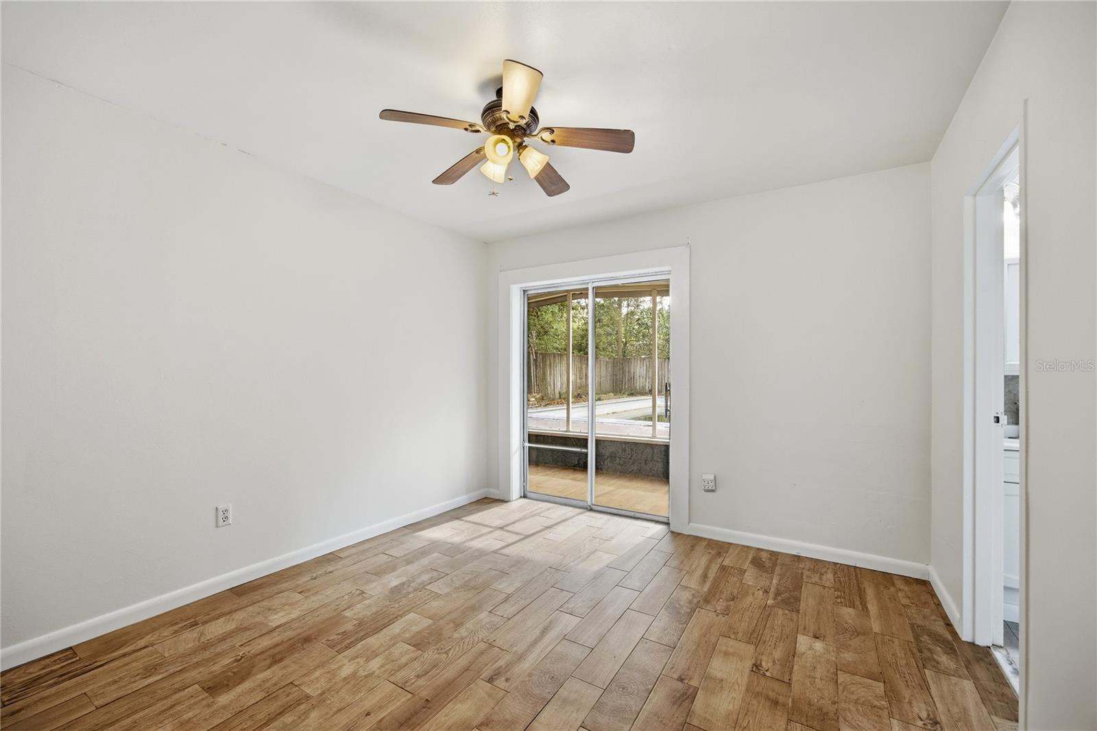 HIGHLAND COURT #7 - Residential