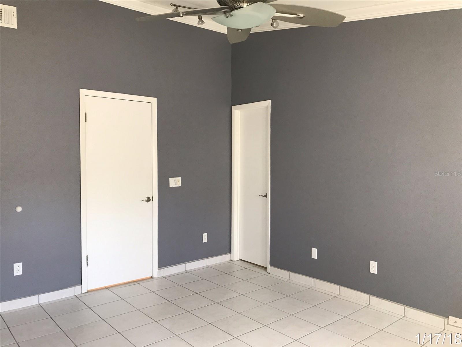 CLUBHOUSE ESTATES - Residential Lease