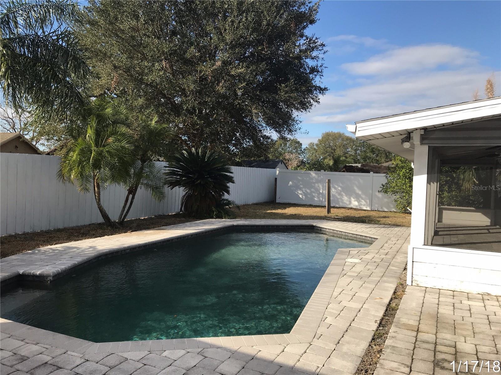 CLUBHOUSE ESTATES - Residential Lease