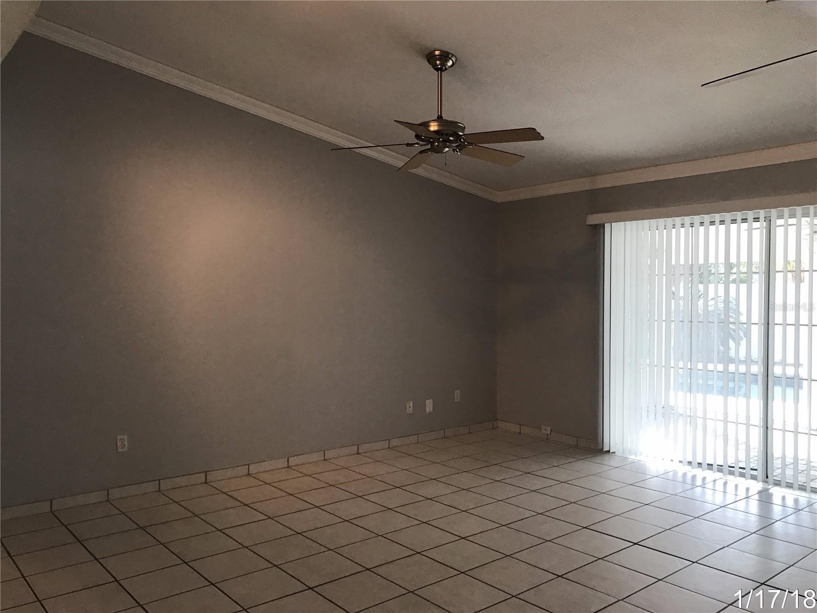 CLUBHOUSE ESTATES - Residential Lease