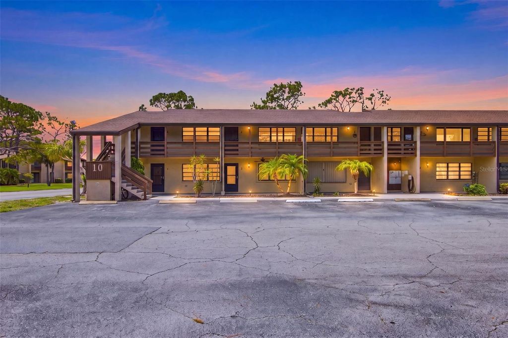 Photo of 10 Quails Run Boulevard #8, Englewood, FL 34223 (MLS # TB8528533)