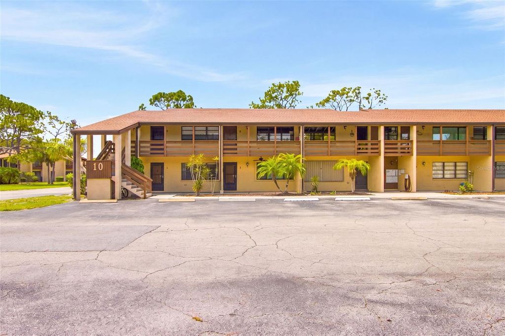 Photo of 10 Quails Run Boulevard #8, Englewood, FL 34223 (MLS # TB8528533)