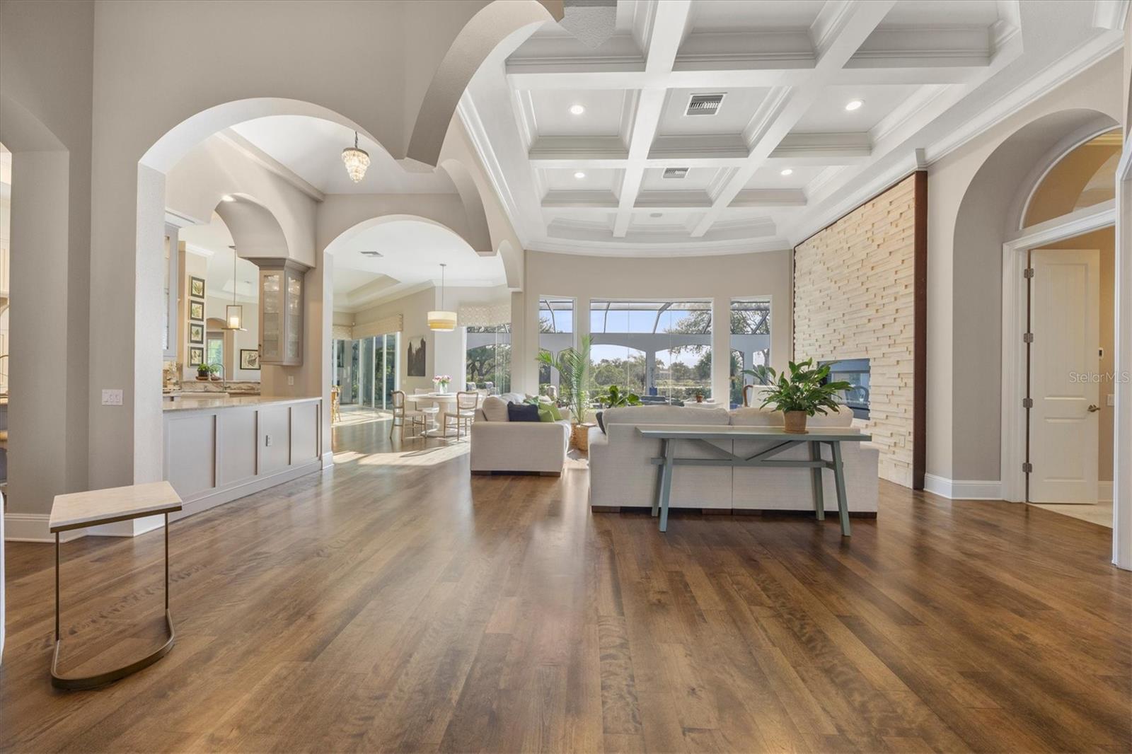 LAKE CLUB PH I - Residential