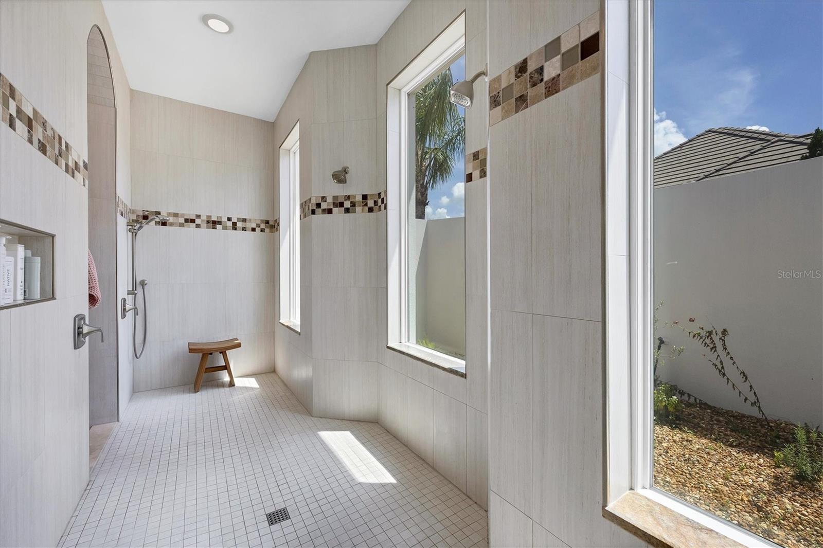 LAKE CLUB PH I - Residential