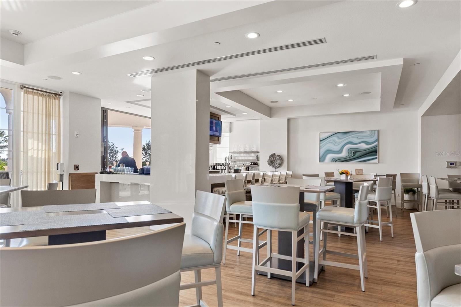 LAKE CLUB PH I - Residential