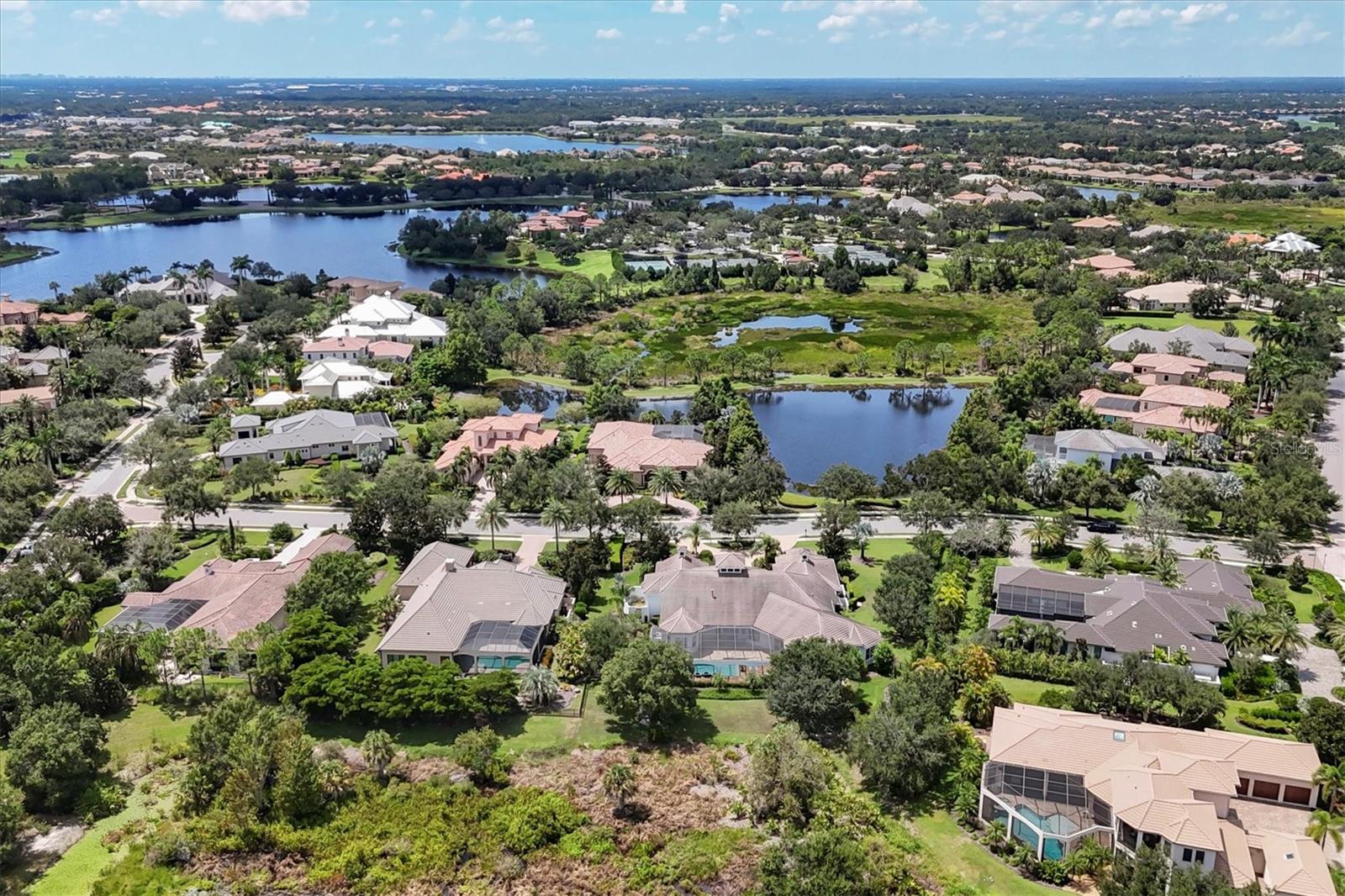 LAKE CLUB PH I - Residential