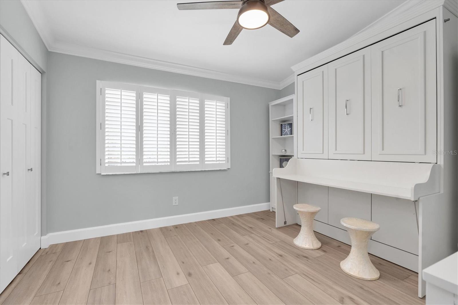 PALMS OF TIERRA - Residential