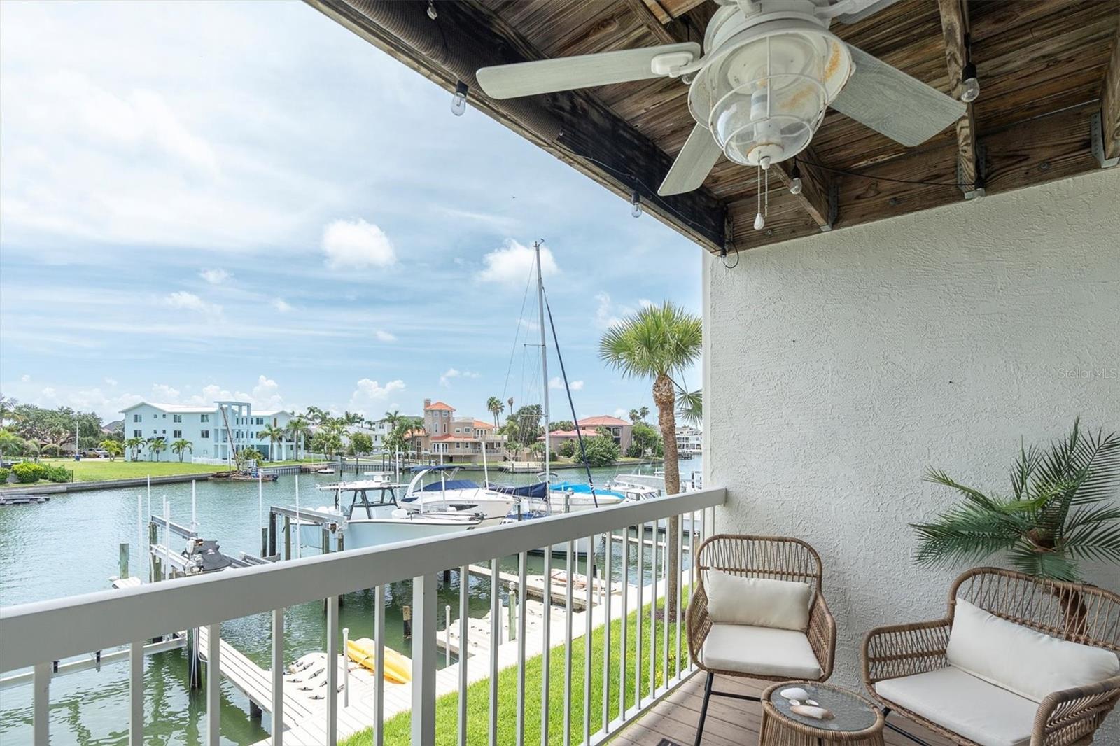 PALMS OF TIERRA - Residential