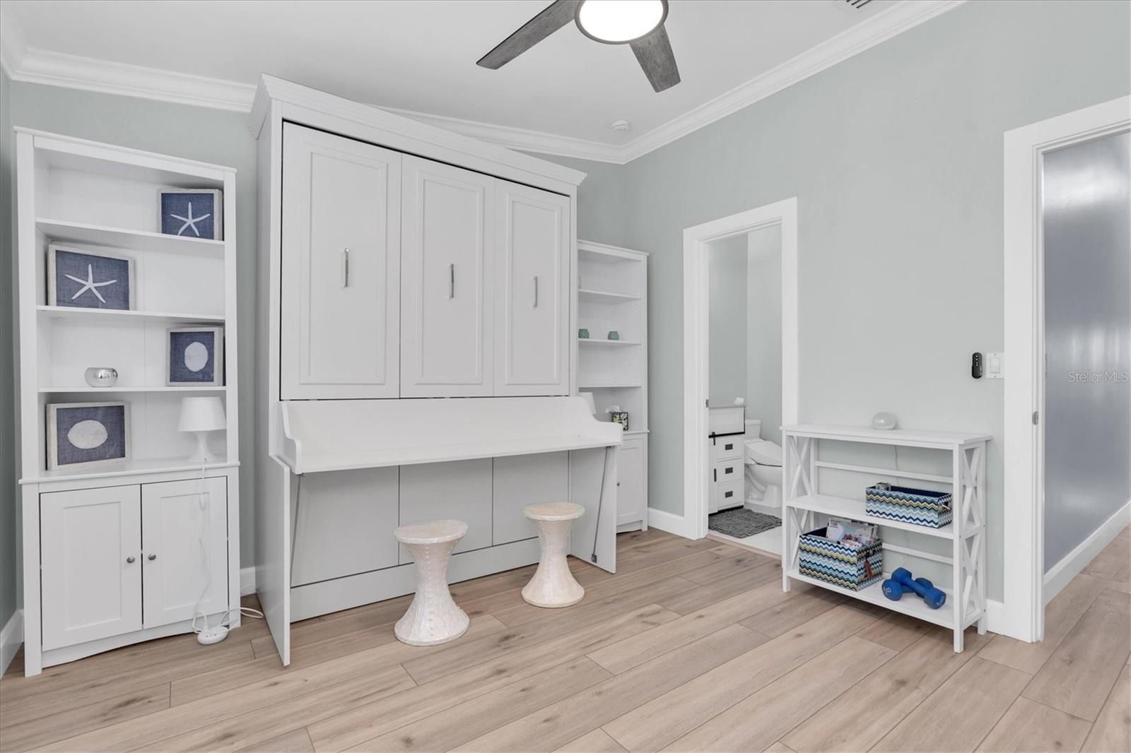 PALMS OF TIERRA - Residential