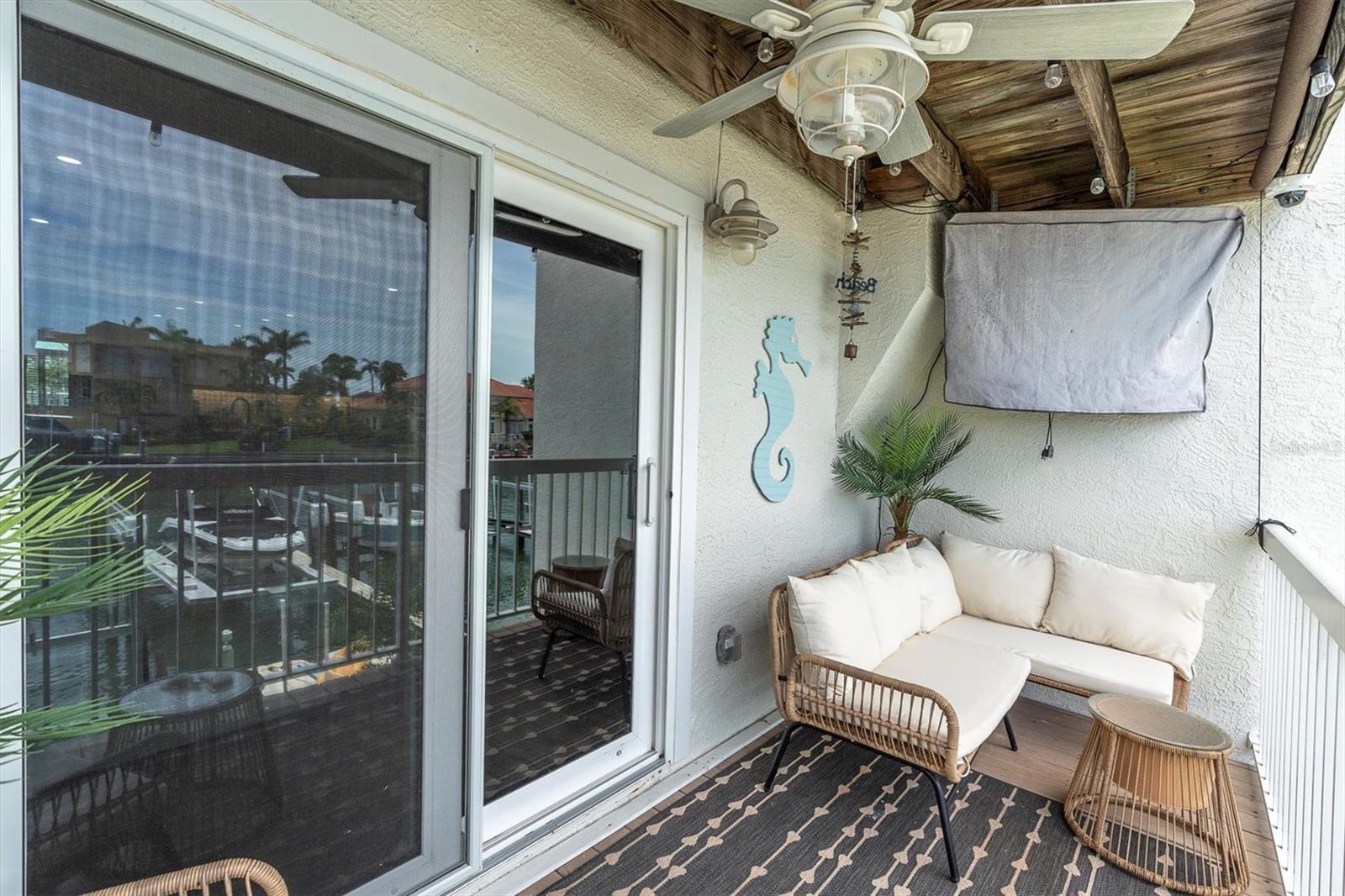 PALMS OF TIERRA - Residential